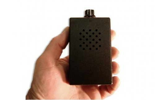 Battery-powered anti-recording jammer for conversation privacy