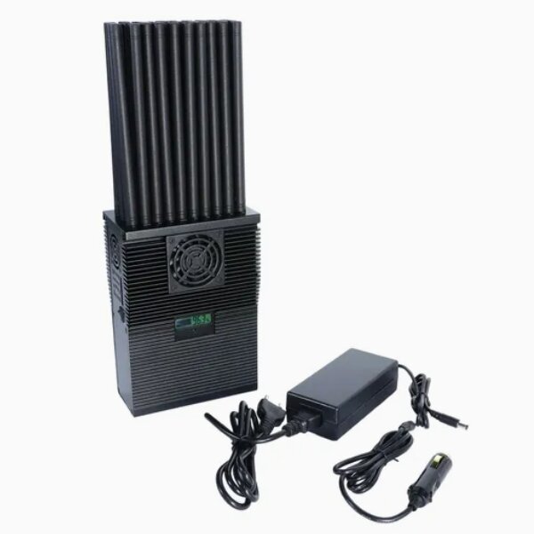 Cell phone jammer featuring 32 bands, 30 antennas and rechargeable battery